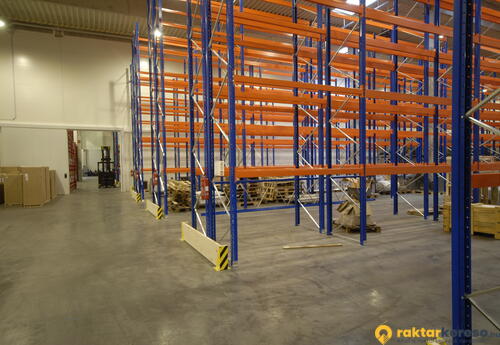 Kiadó raktár Transemex