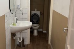 Kiadó raktár 170nm-es VILÁGOS, FÖLDSZINTI RAKTÁR / MŰHELY ÚJPESTEN – KIVÁLÓ ELHELYEZKEDÉSSEL!